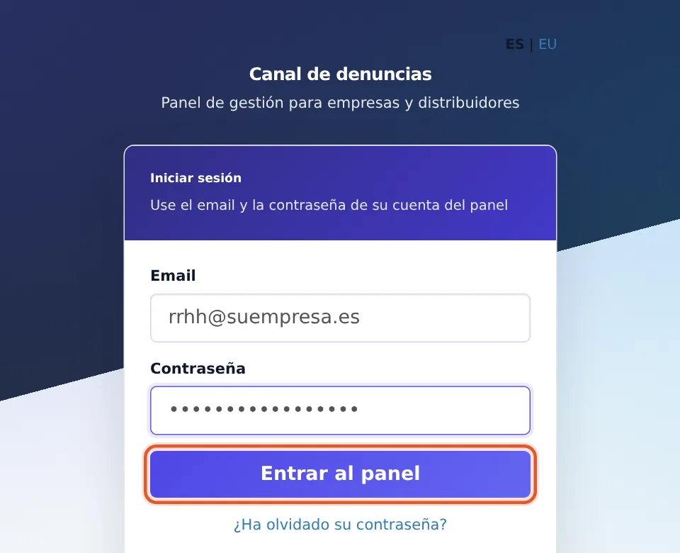 Pantalla de acceso al panel: correo, contraseña y botón «Entrar al panel»